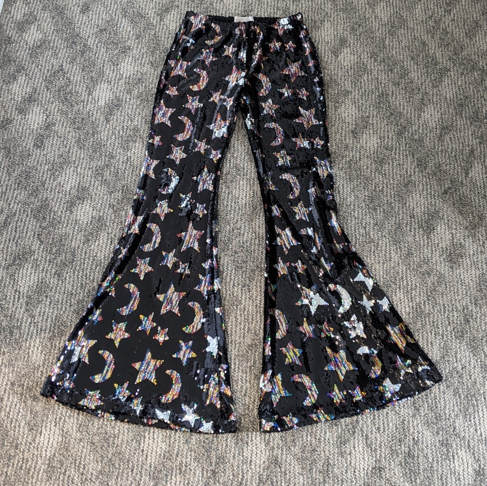 Girl on a Vine bells EUC size L - Picture 1 of 6